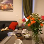 Rolli House